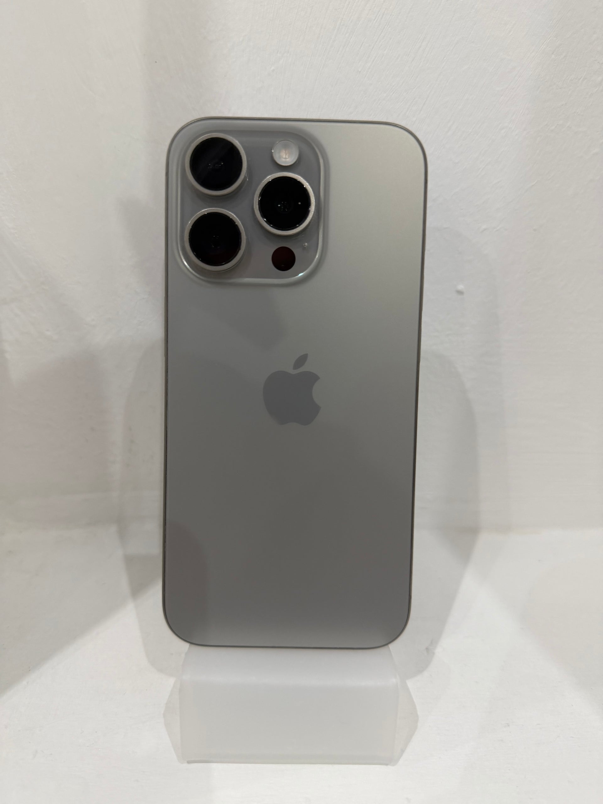 Apple iPhone 15 Pro 256GB Titanio Naturale Grado A | Garanzia 12 Mesi