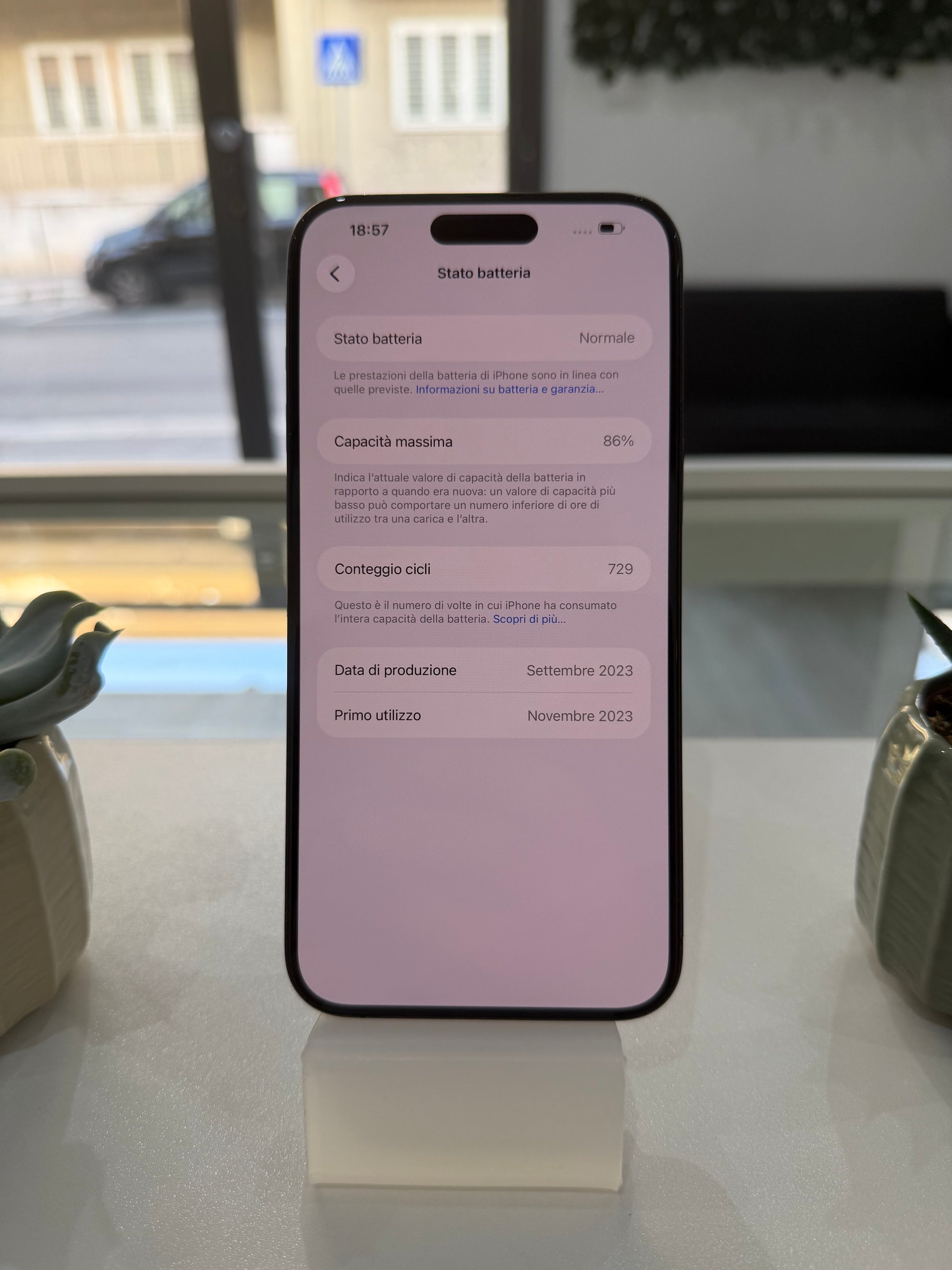 Apple iPhone 15 Pro Max 256GB Titanio Nero | Ricondizionato | Garanzia 12 Mesi | Rinnovatech-6